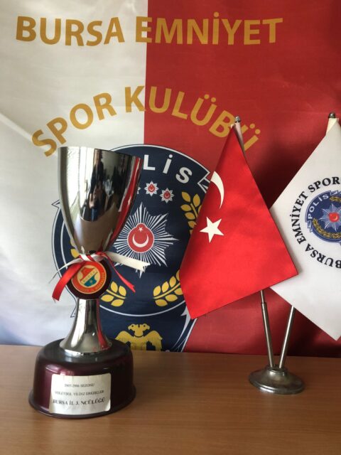 2005-2006 Voleybol Sezonu Yıldız Erkekler Bursa Üçüncüsü